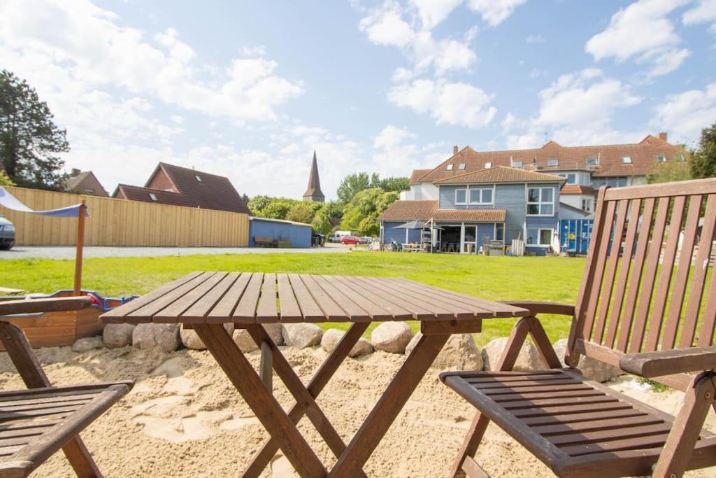Ferienwohnungen Fehmarn Mit Parkplatz In Petersdorf 외부 사진